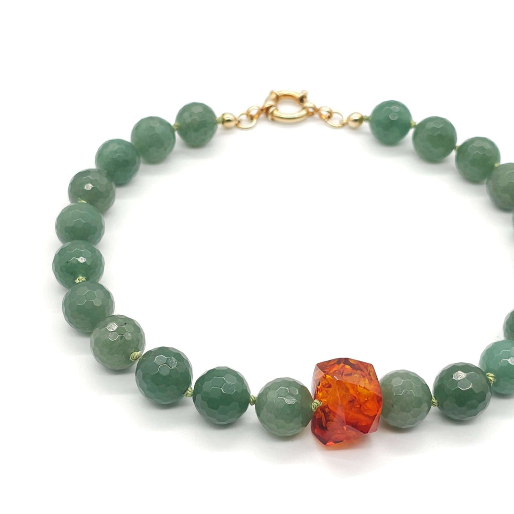 Mmea: Aventurine, Amber left view