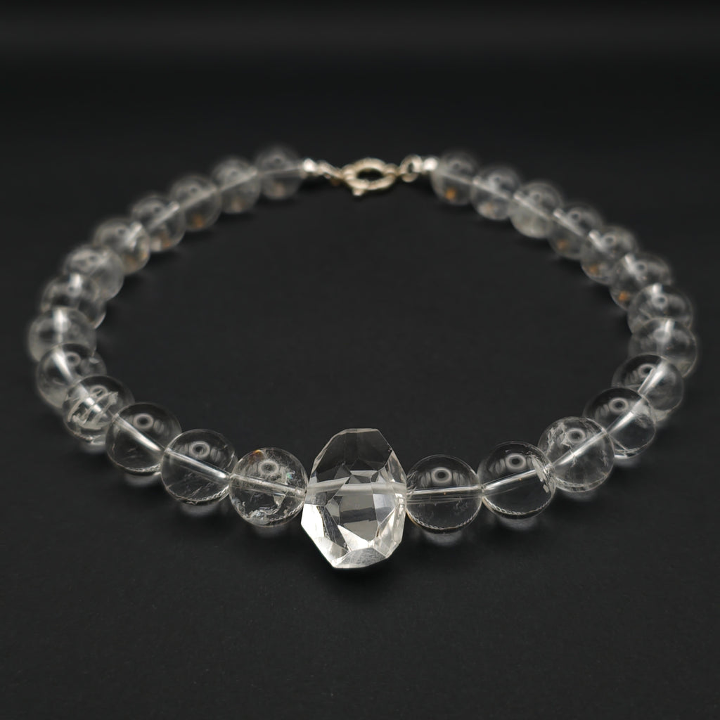 Uwazi: Crystal Quartz 14mm front view
