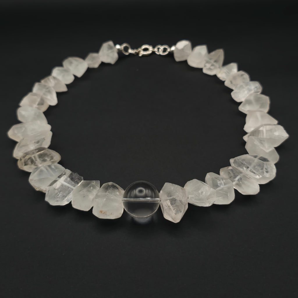 Uwazi: Raw Pearl Bergkristall front view