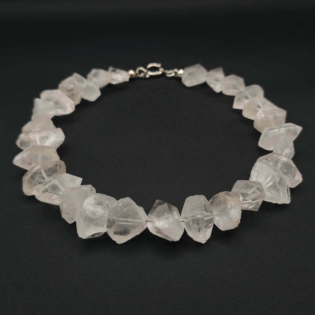 Uwazi: Rough crystal quartz front view